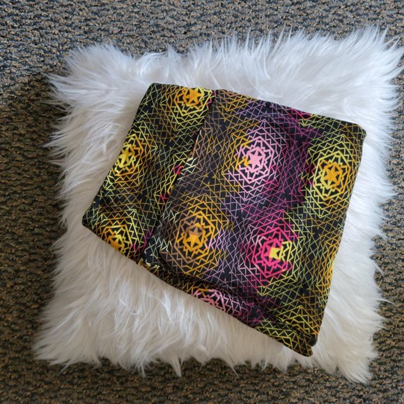 Tall and Curvy LuLaRoe Bright Pink Green Geometric Buttery Soft Leggings XXL - Picture 15 of 16